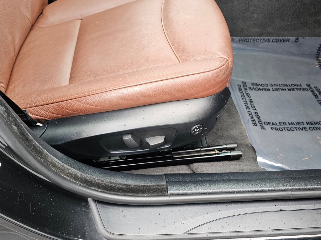 Used 2006 BMW 325xi Sedan image 24