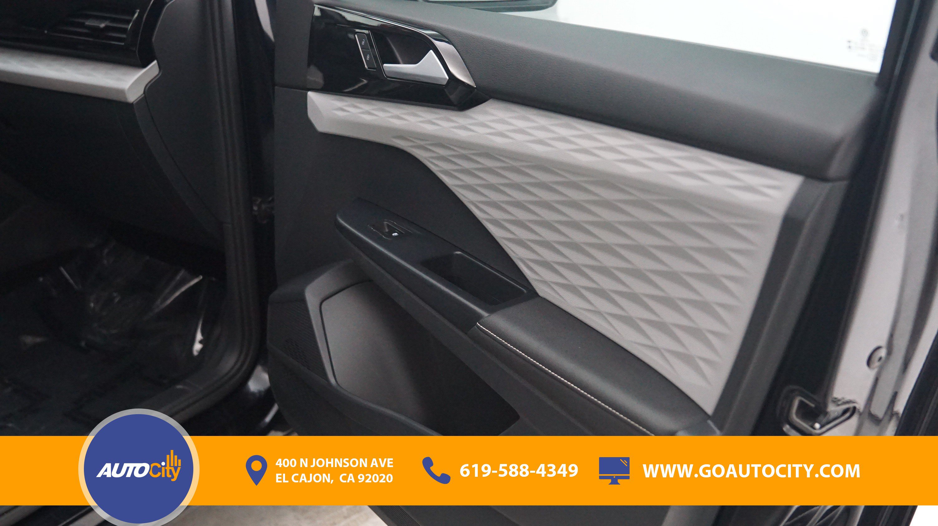 Used 2024 Volkswagen Taos S FWD image 16