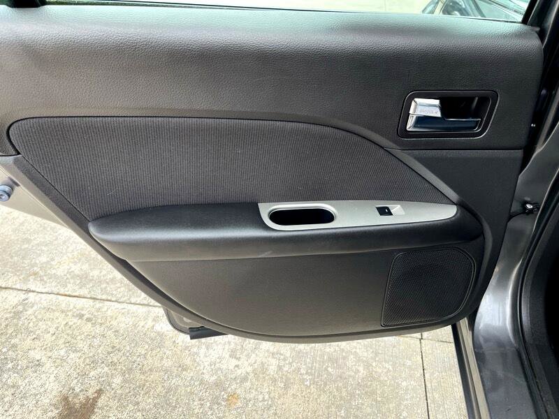 Used 2011 Ford Fusion Hybrid image 33