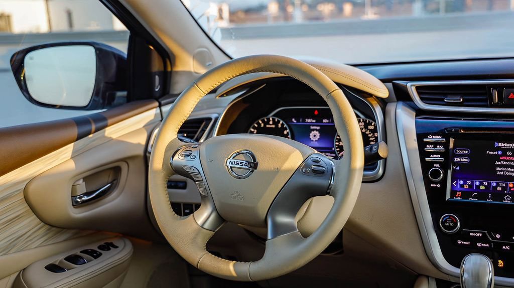 Used 2015 Nissan Murano SL image 16