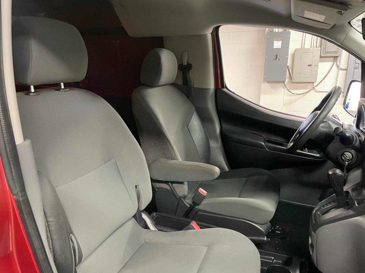 Used 2015 Chevrolet City Express LT image 16