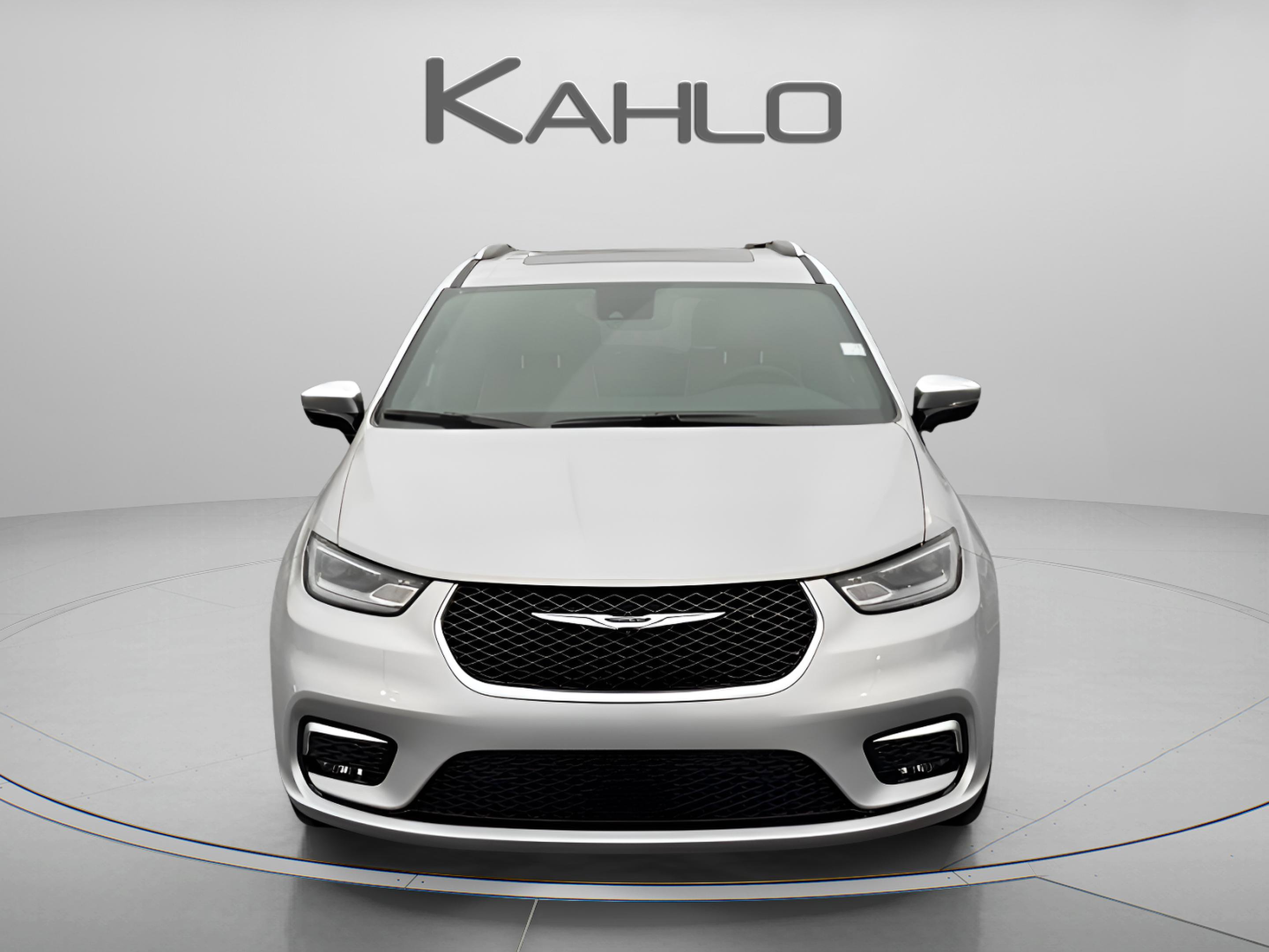 New 2026 Chrysler Pacifica Pinnacle w/ Trailer Tow Group image 8