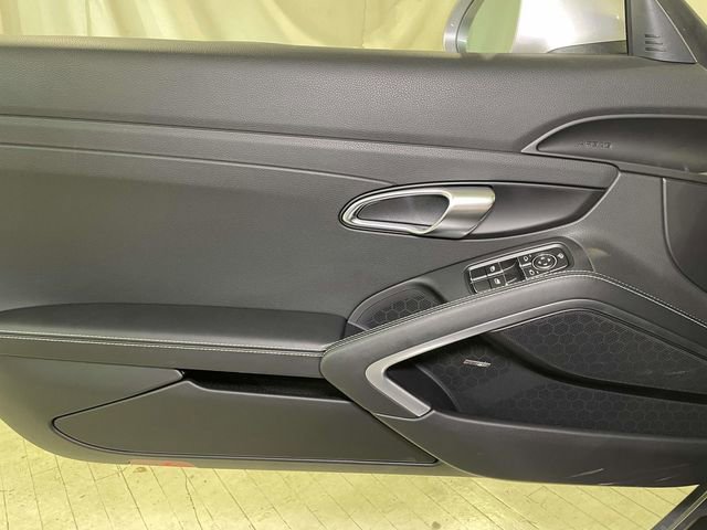 Certified 2025 Porsche 718 Boxster Style Edition image 33