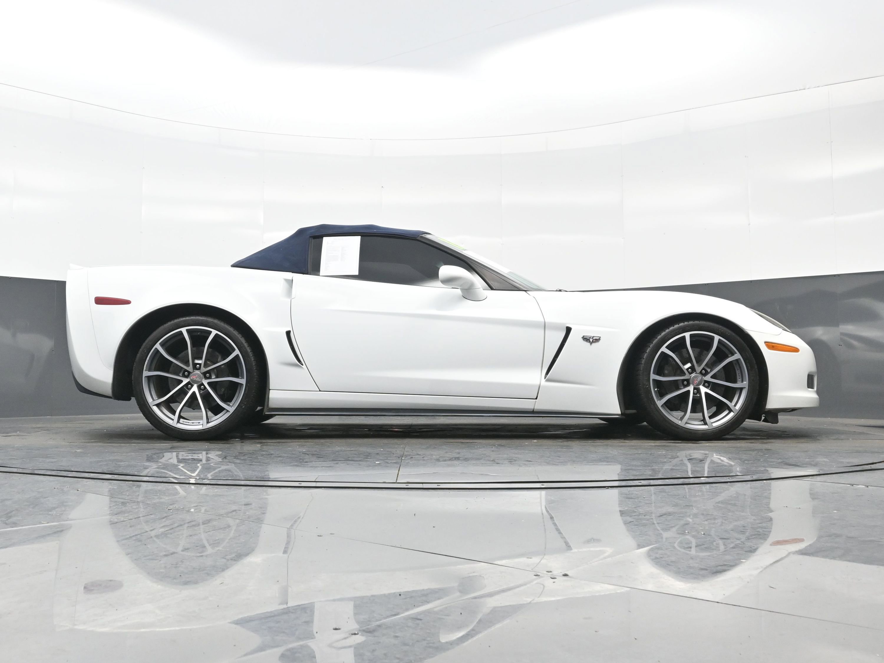 Used 2013 Chevrolet Corvette 427 w/ 1SC Preferred Equipment Group RWD image 27