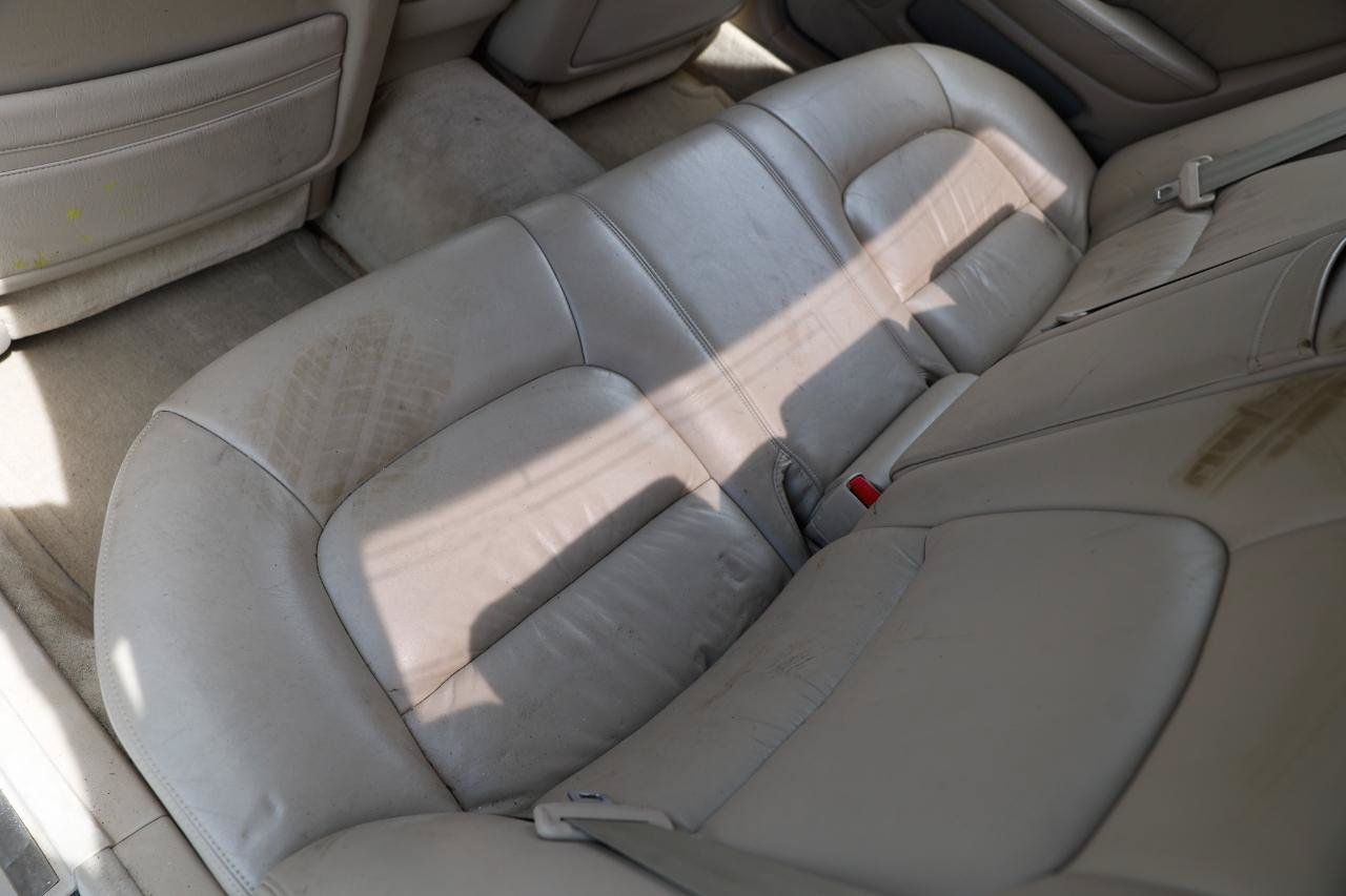 Used 1999 Lexus LS 400 w/ Premium Pkg RWD image 10