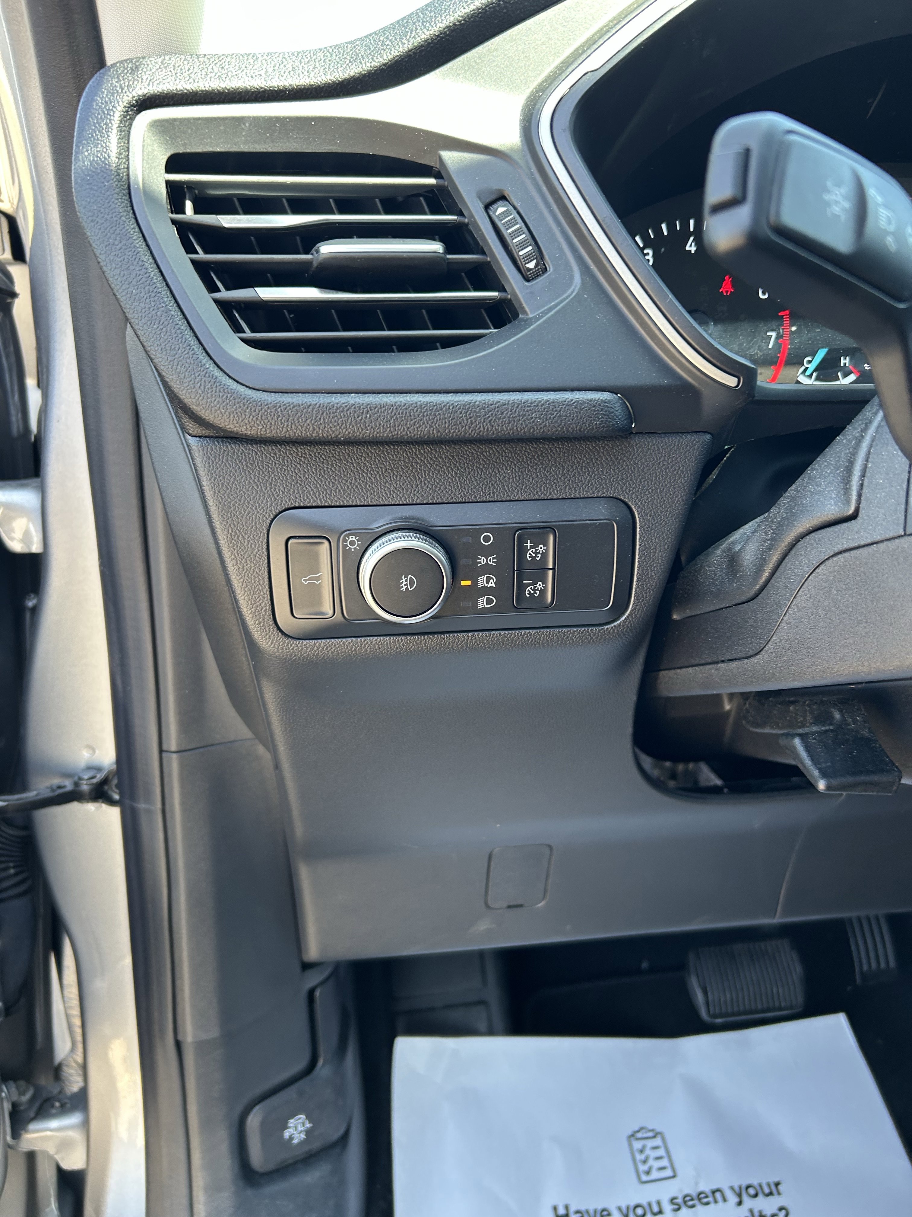 Used 2021 Ford Escape SEL AWD/4WD image 16