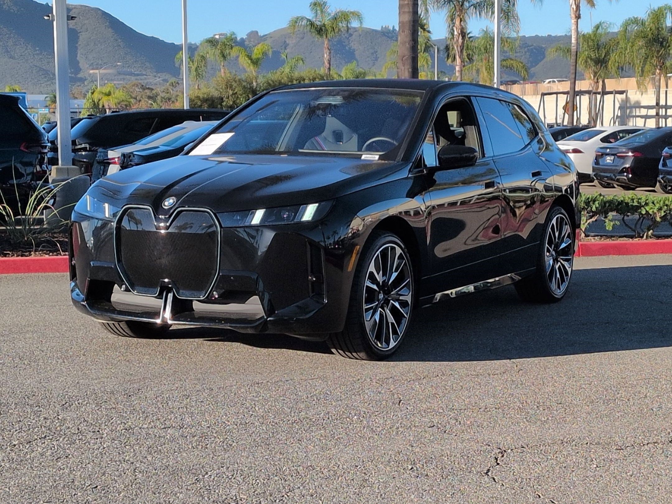 New 2026 BMW iX xDrive60 w/ M Sport Package image 5