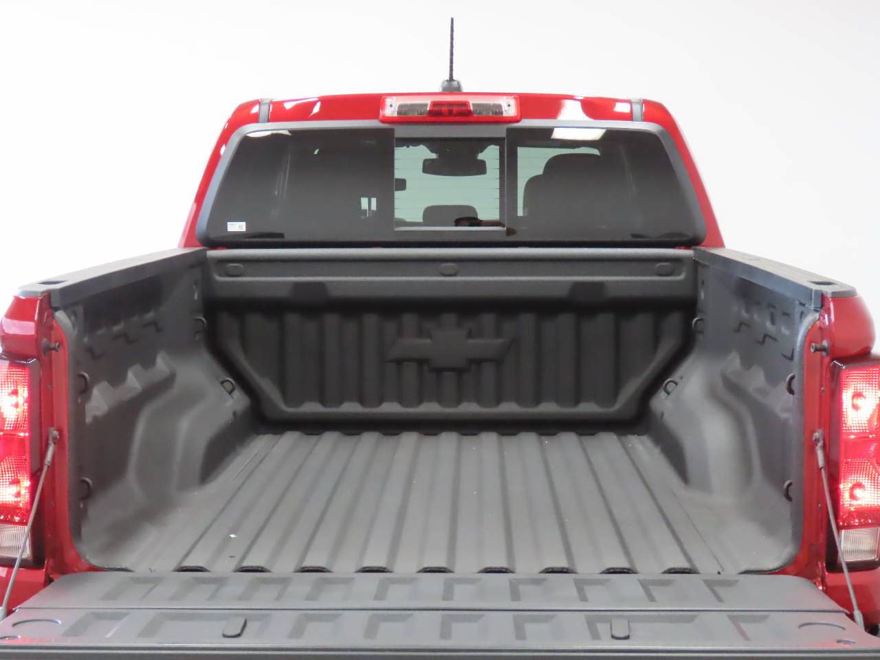 Used 2026 Chevrolet Colorado LT AWD/4WD image 5