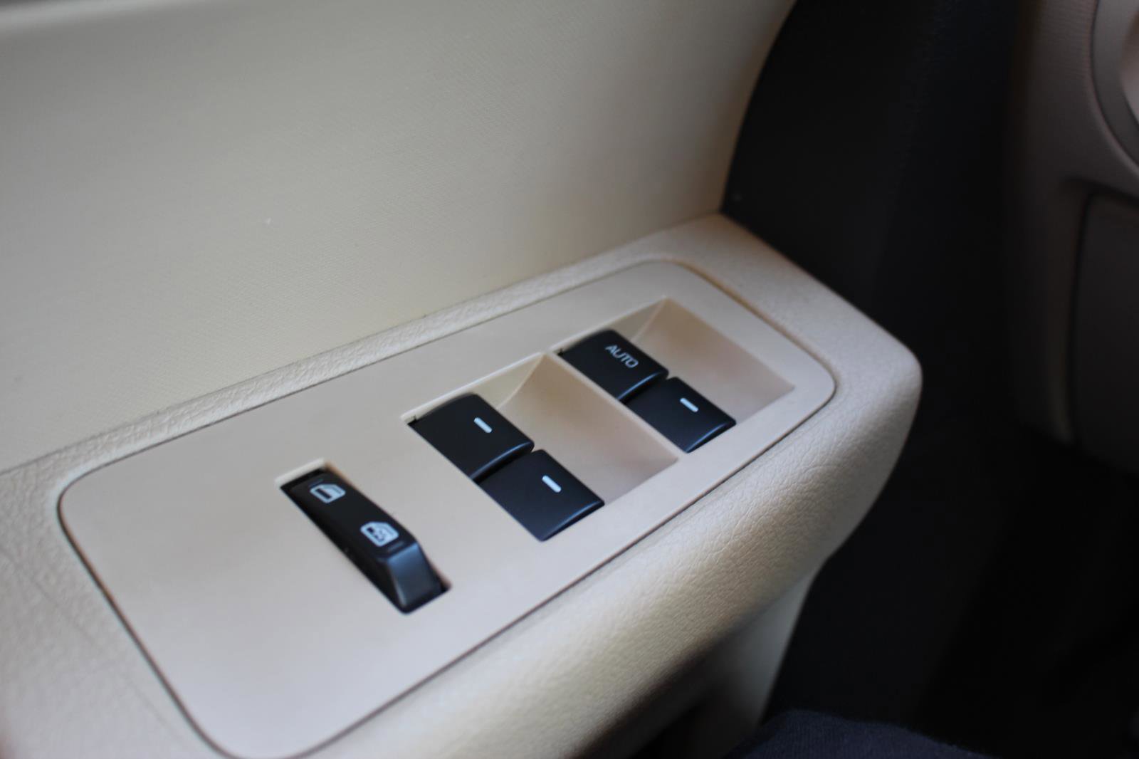 Used 2018 Ford Flex SE image 28