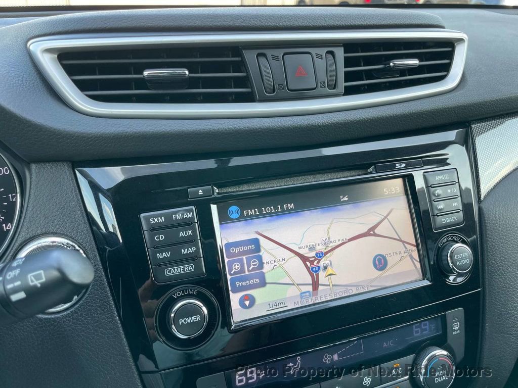 Used 2016 Nissan Rogue SL w/ SL Premium Package image 22