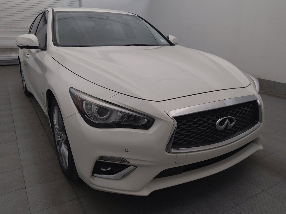 Used 2020 INFINITI Q50 Luxe w/ Essential Package (3.0T Luxe) RWD image 13
