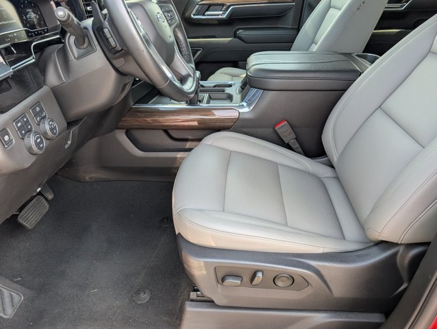 Used 2024 Chevrolet Silverado 1500 RST AWD/4WD image 14