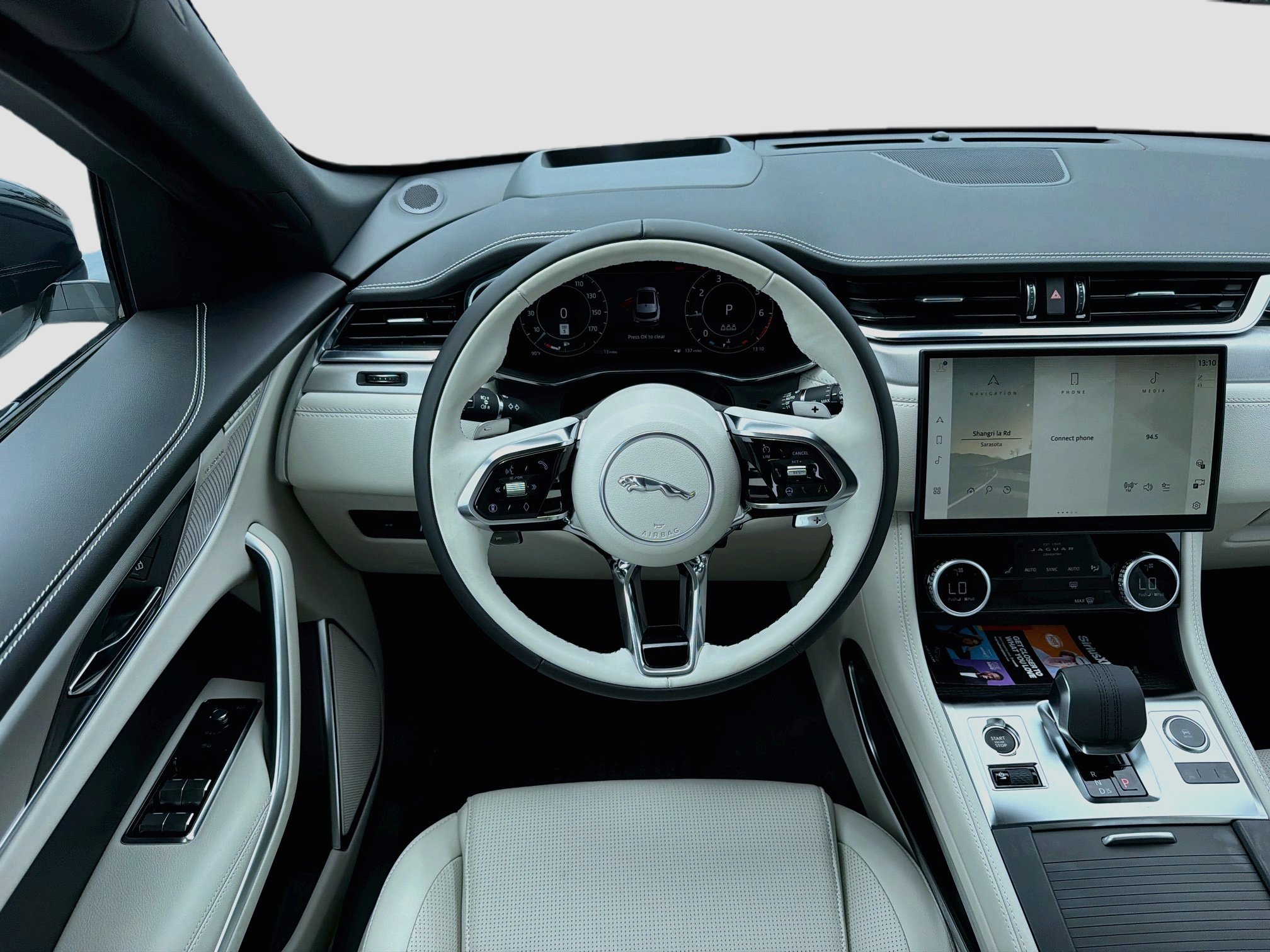 New 2026 Jaguar F-PACE R-Dynamic S AWD/4WD image 18
