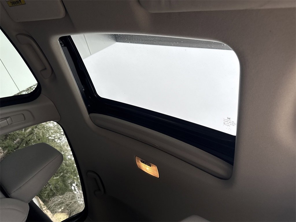 Used 2020 Honda HR-V EX image 29