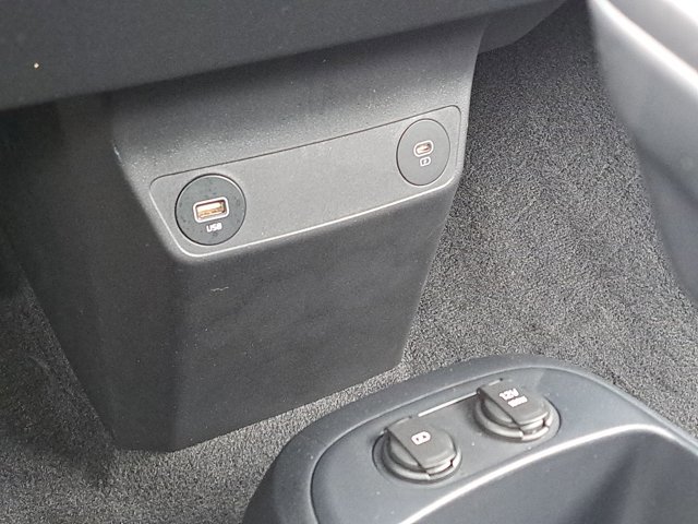 Used 2023 Kia EV6 Wind image 29