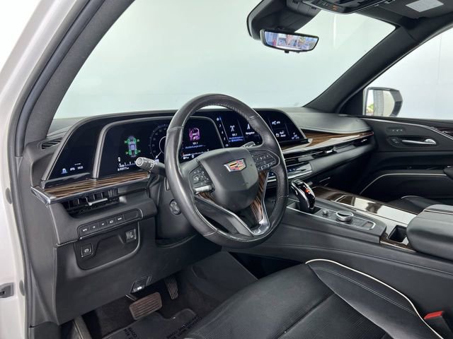 Certified 2021 Cadillac Escalade Premium Luxury w/ LPO, Illumination Package image 10