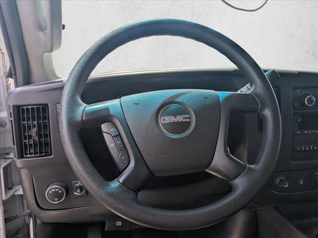 Used 2016 GMC Savana 2500 Extended image 12