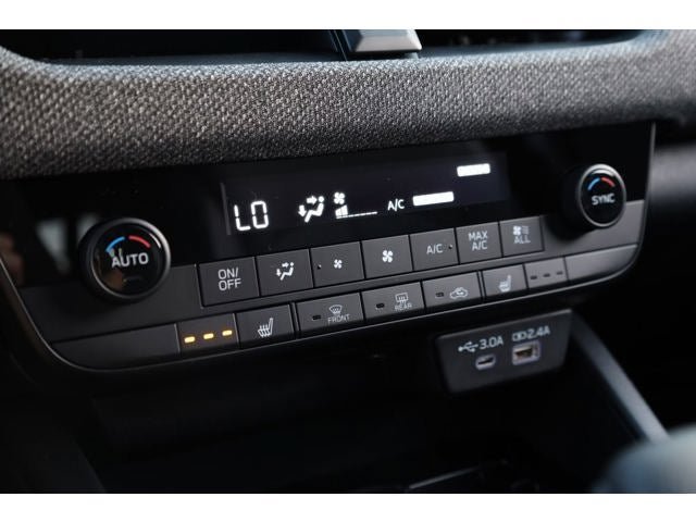 New 2026 Subaru Outback Premium AWD/4WD image 40