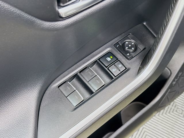 Used 2022 Toyota RAV4 XSE w/ XSE Grade Weather Package AWD/4WD image 17