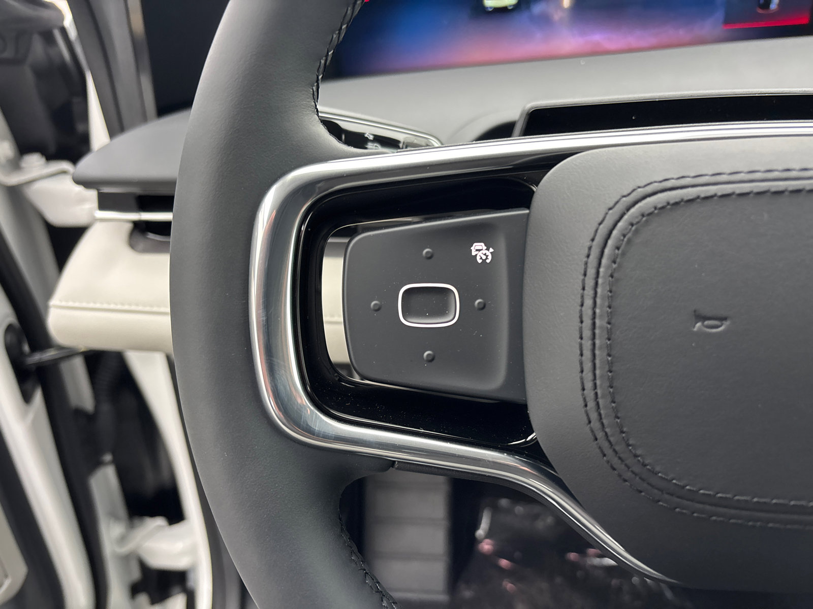 New 2026 Lincoln Nautilus Premier image 17