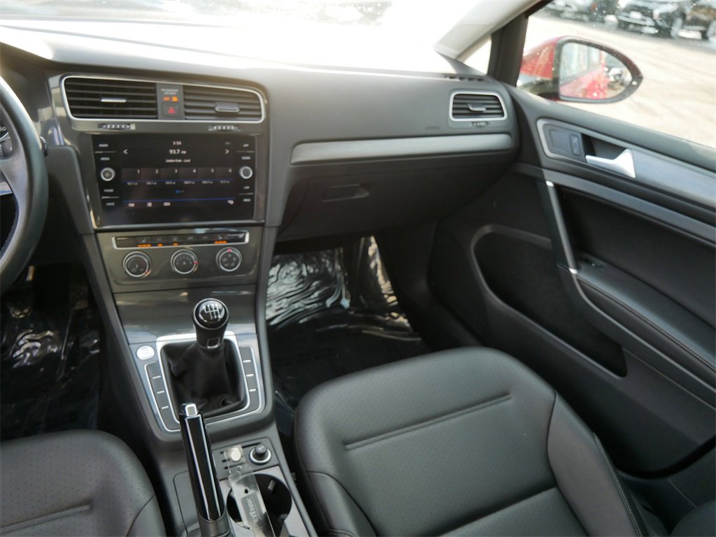 Used 2019 Volkswagen Golf SE w/ Driver Assistance Package image 14