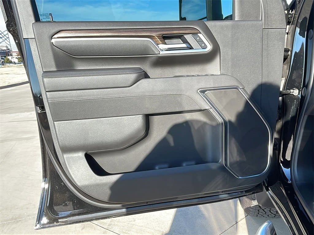 New 2025 Chevrolet Silverado 2500 LT image 14