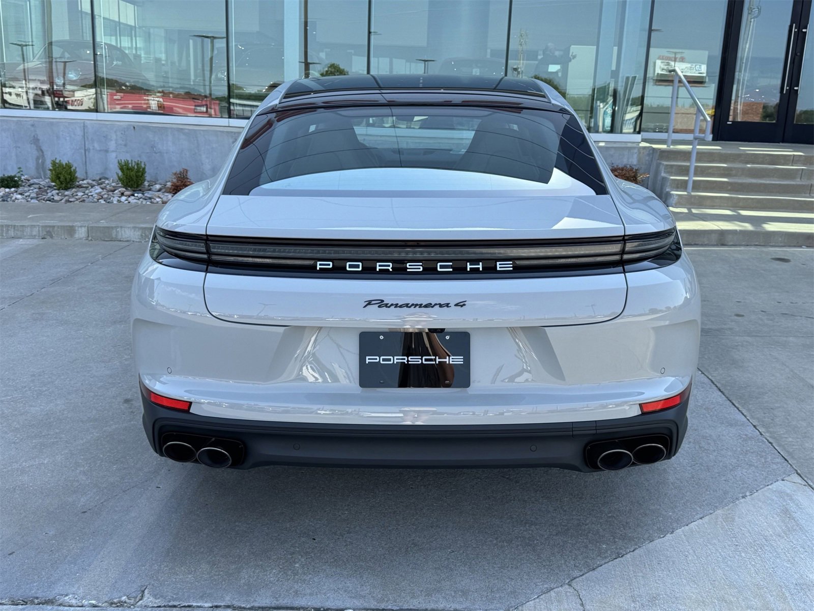 New 2025 Porsche Panamera 4 image 6