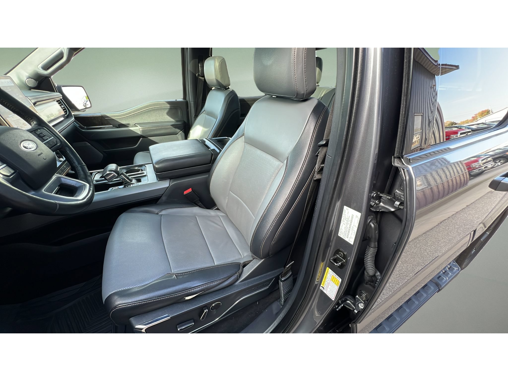 Used 2023 Ford F150 Lightning Lariat w/ Equipment Group 511A High AWD/4WD image 24