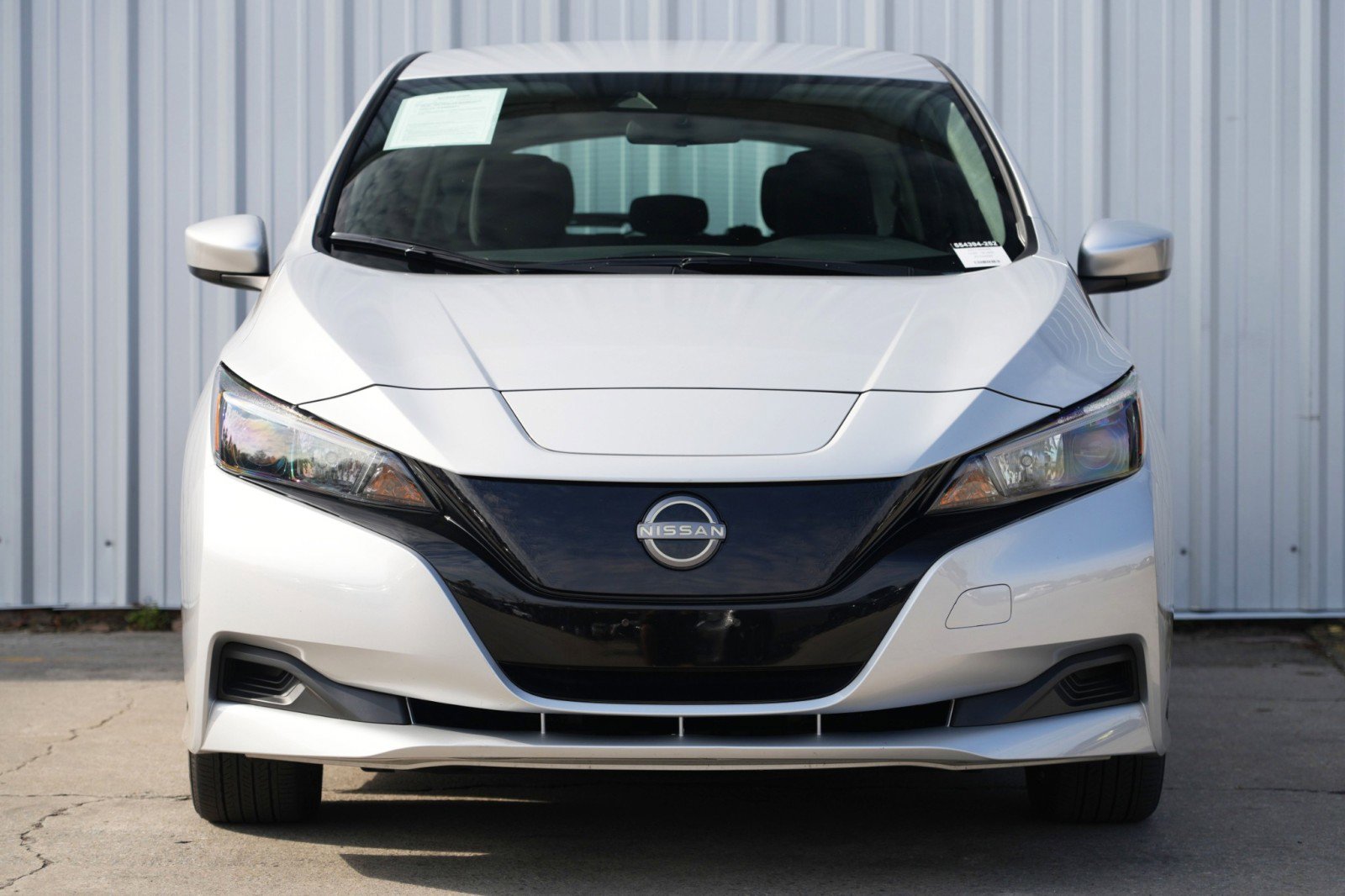 Used 2023 Nissan Leaf S image 39
