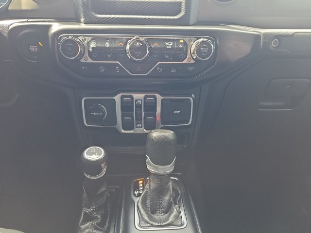Used 2021 Jeep Gladiator Sport AWD/4WD image 16
