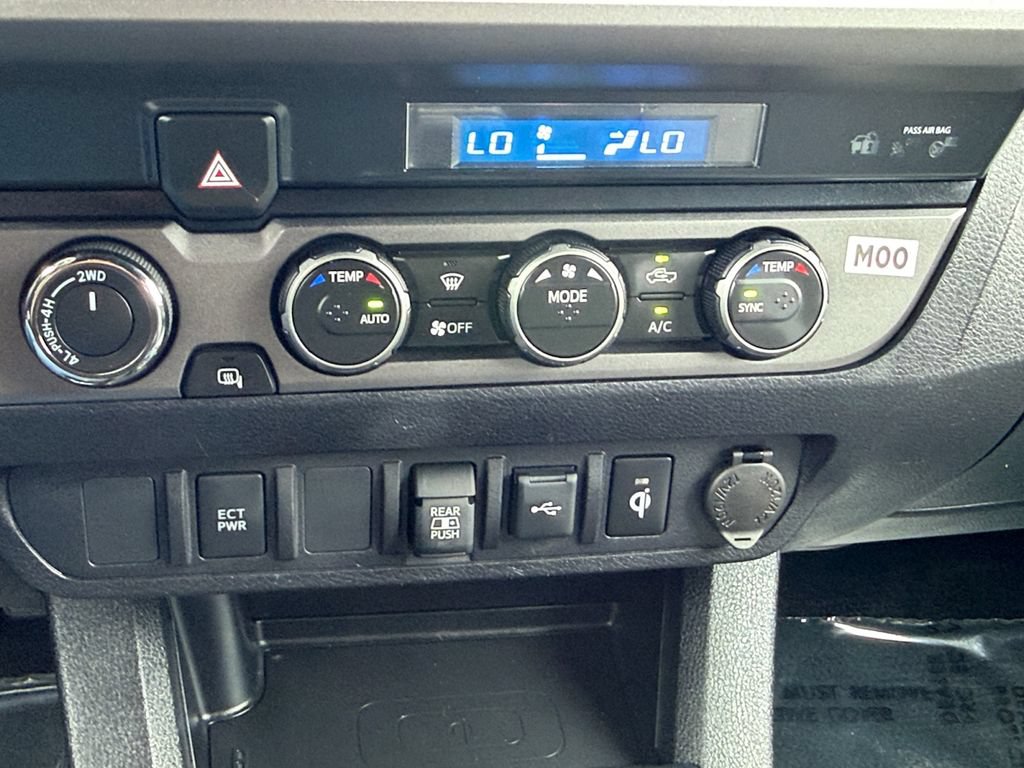 Used 2023 Toyota Tacoma TRD Sport AWD/4WD image 15