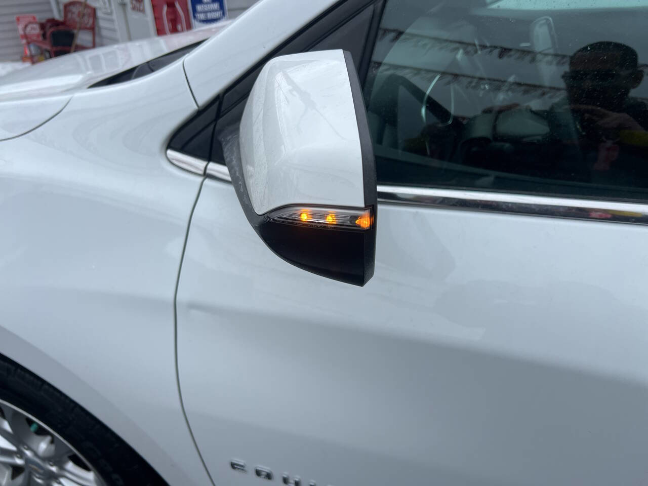 Used 2018 Chevrolet Equinox LT image 9