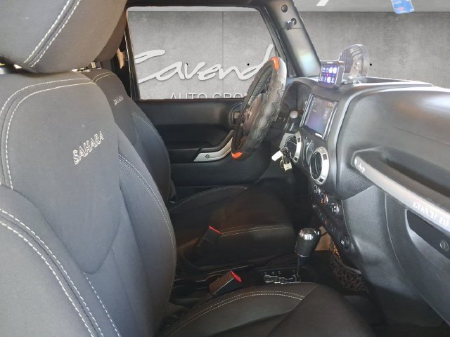 Used 2017 Jeep Wrangler Sahara AWD/4WD image 30