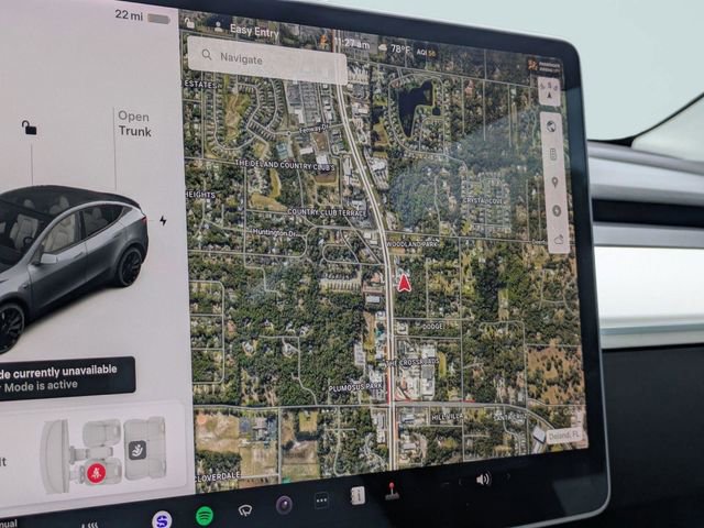 Used 2022 Tesla Model Y Performance AWD/4WD image 25