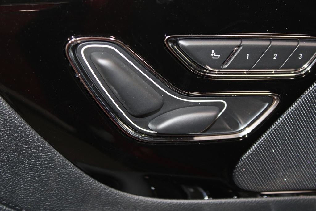 New 2026 Lincoln Aviator 2WD image 21