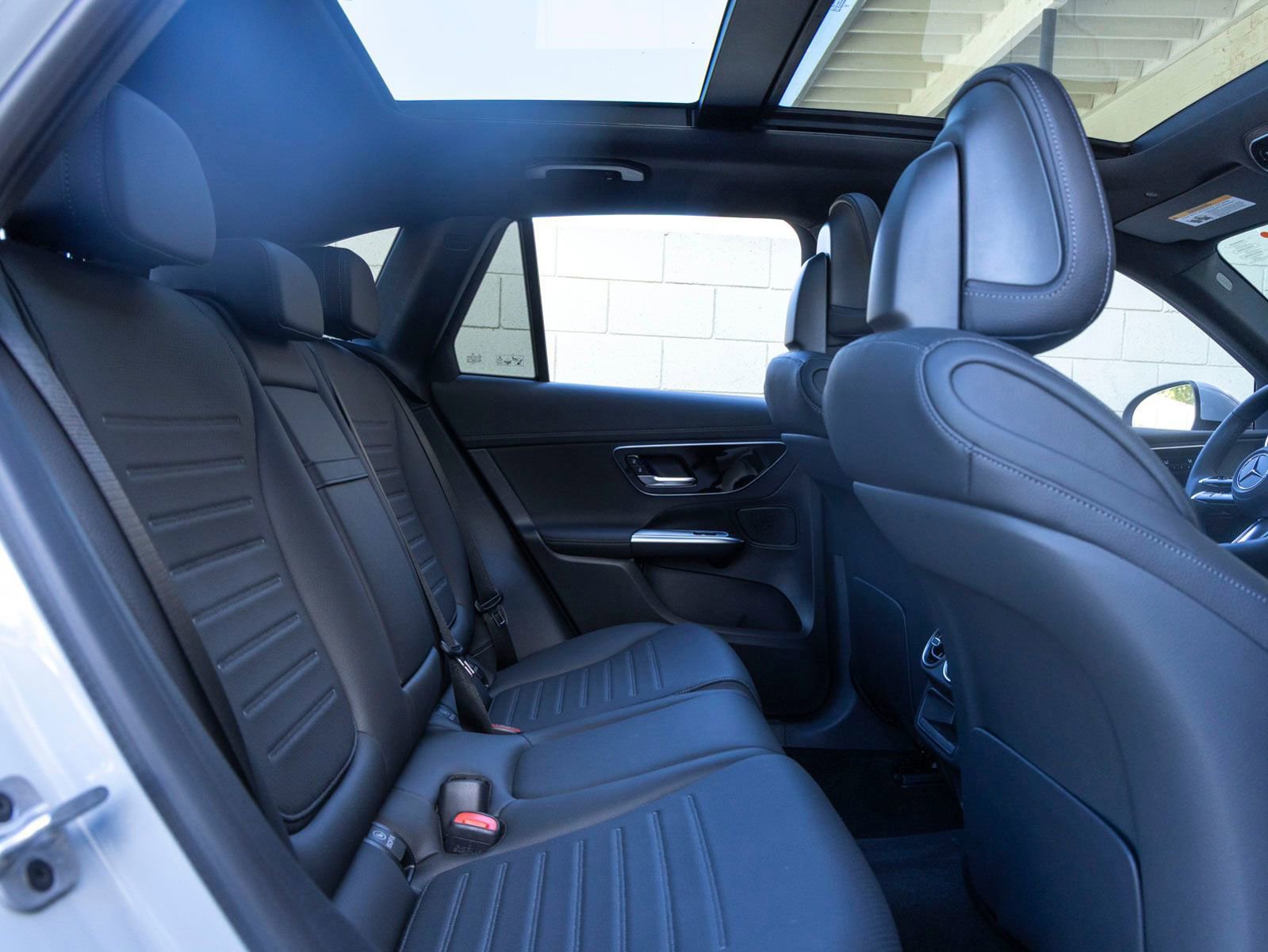 New 2026 Mercedes-Benz GLC 300 image 25