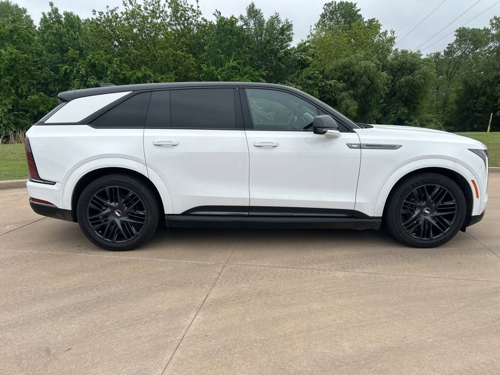 Used 2025 Cadillac Escalade IQ Sport 2 w/ LPO, ONYX Package AWD/4WD image 6