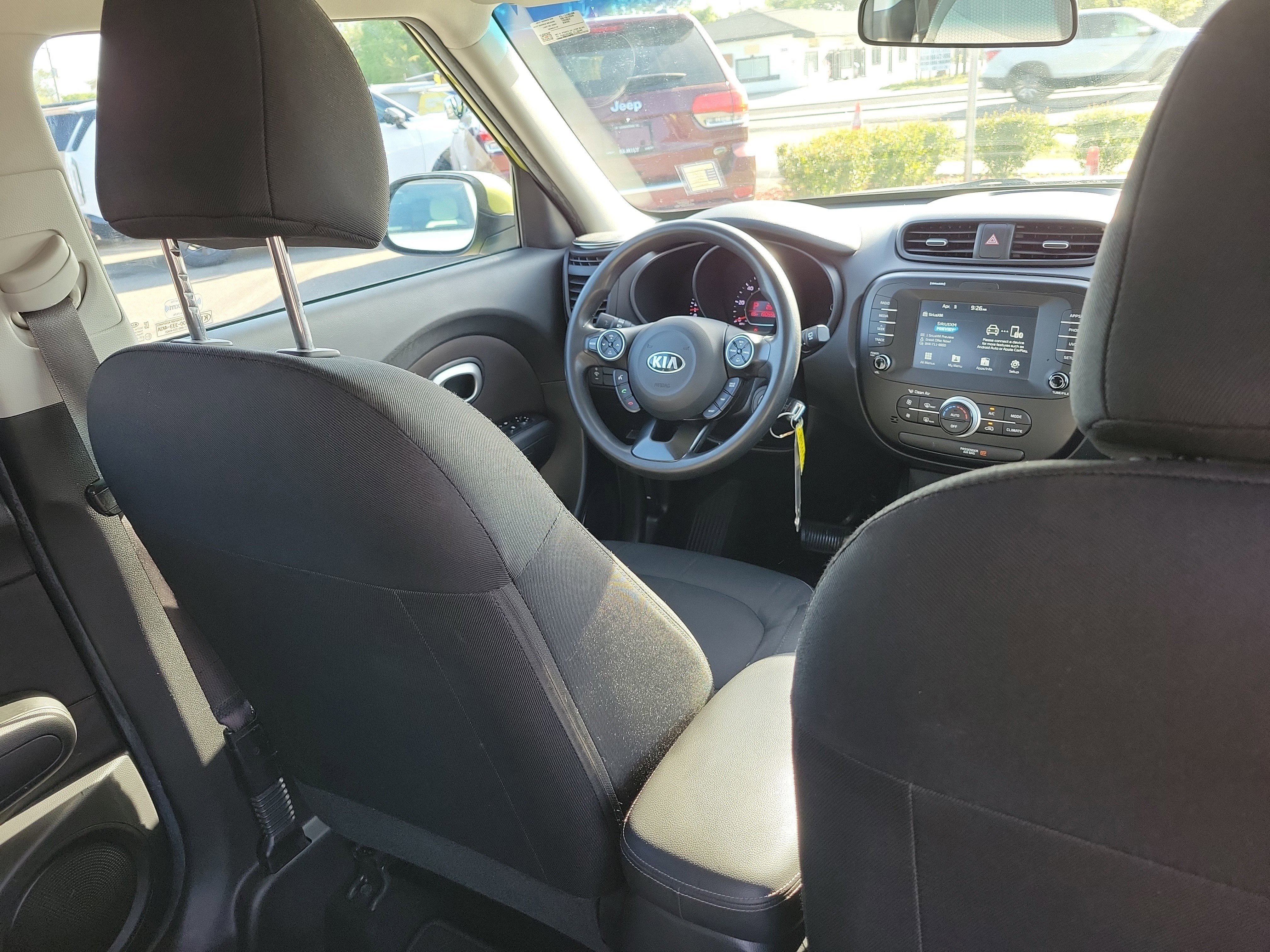 Used 2018 Kia Soul + image 13