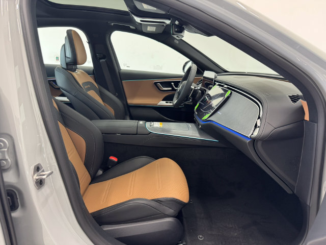 New 2026 Mercedes-Benz E 53 AMG e 4MATIC Sedan image 19