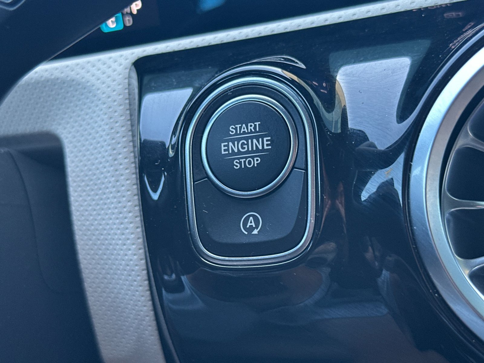 Certified 2026 Mercedes-Benz CLA 250 image 24