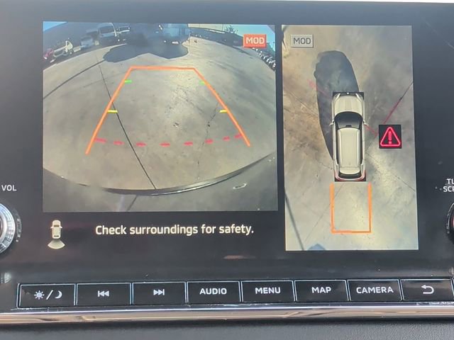 Used 2024 Mitsubishi Outlander SE Black Edition image 9