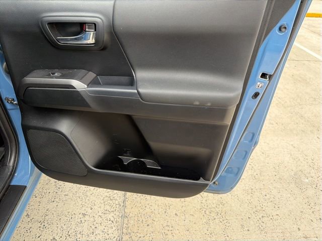 Used 2018 Toyota Tacoma 4x4 Double Cab image 16