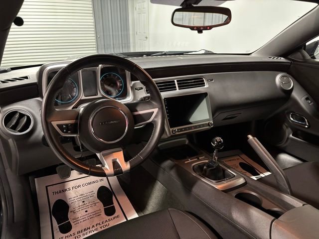 Used 2011 Chevrolet Camaro SS image 17