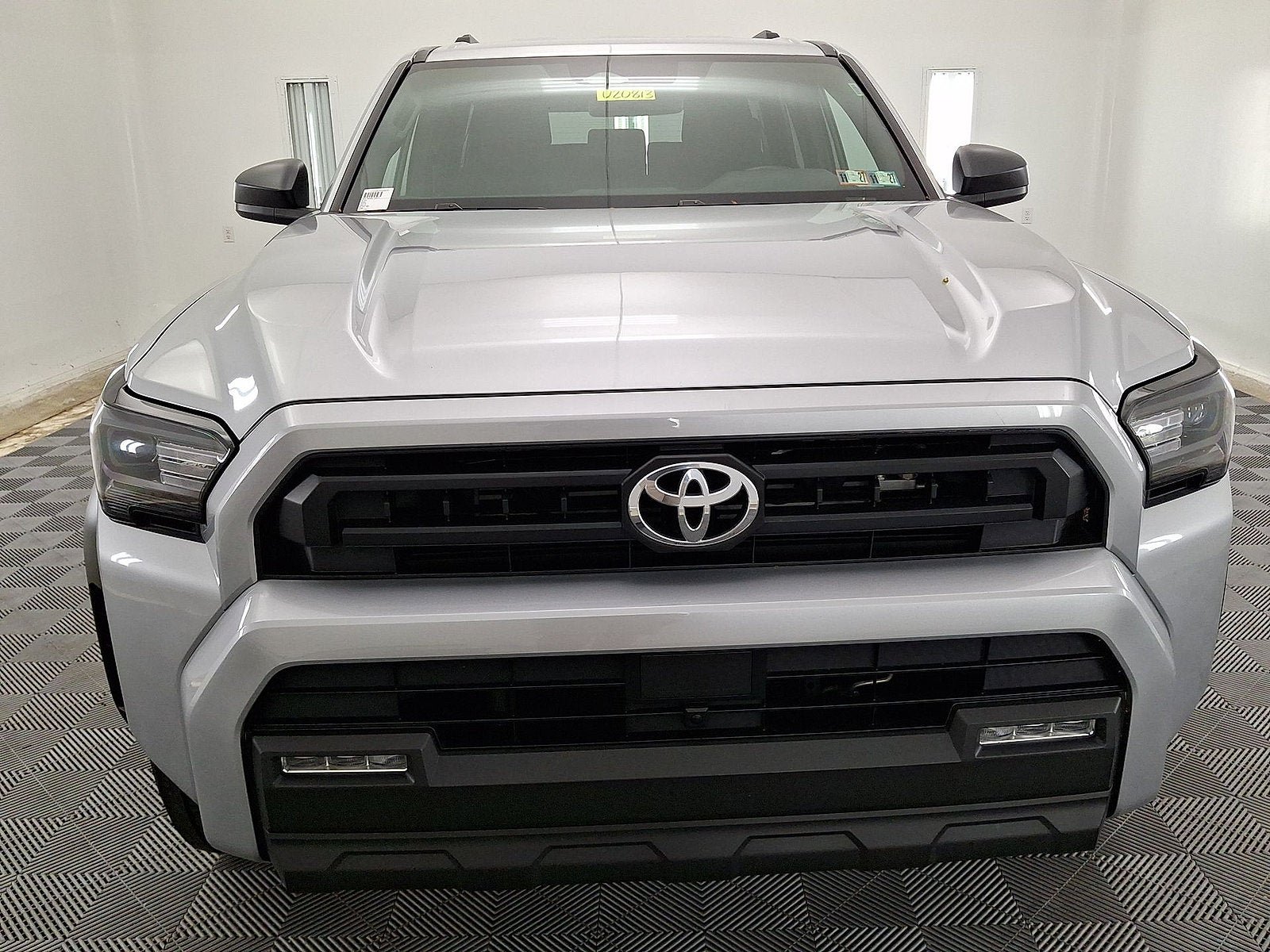 Certified 2025 Toyota 4Runner SR5 AWD/4WD image 20