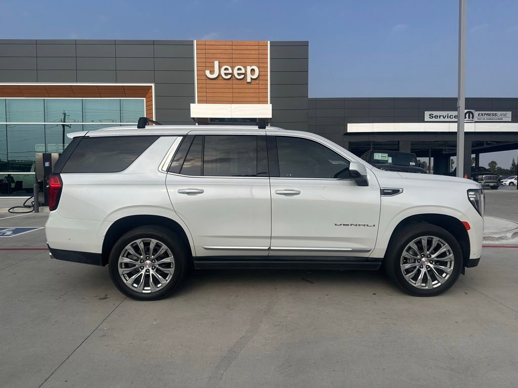 Used 2024 GMC Yukon Denali w/ Denali Reserve Package RWD image 1
