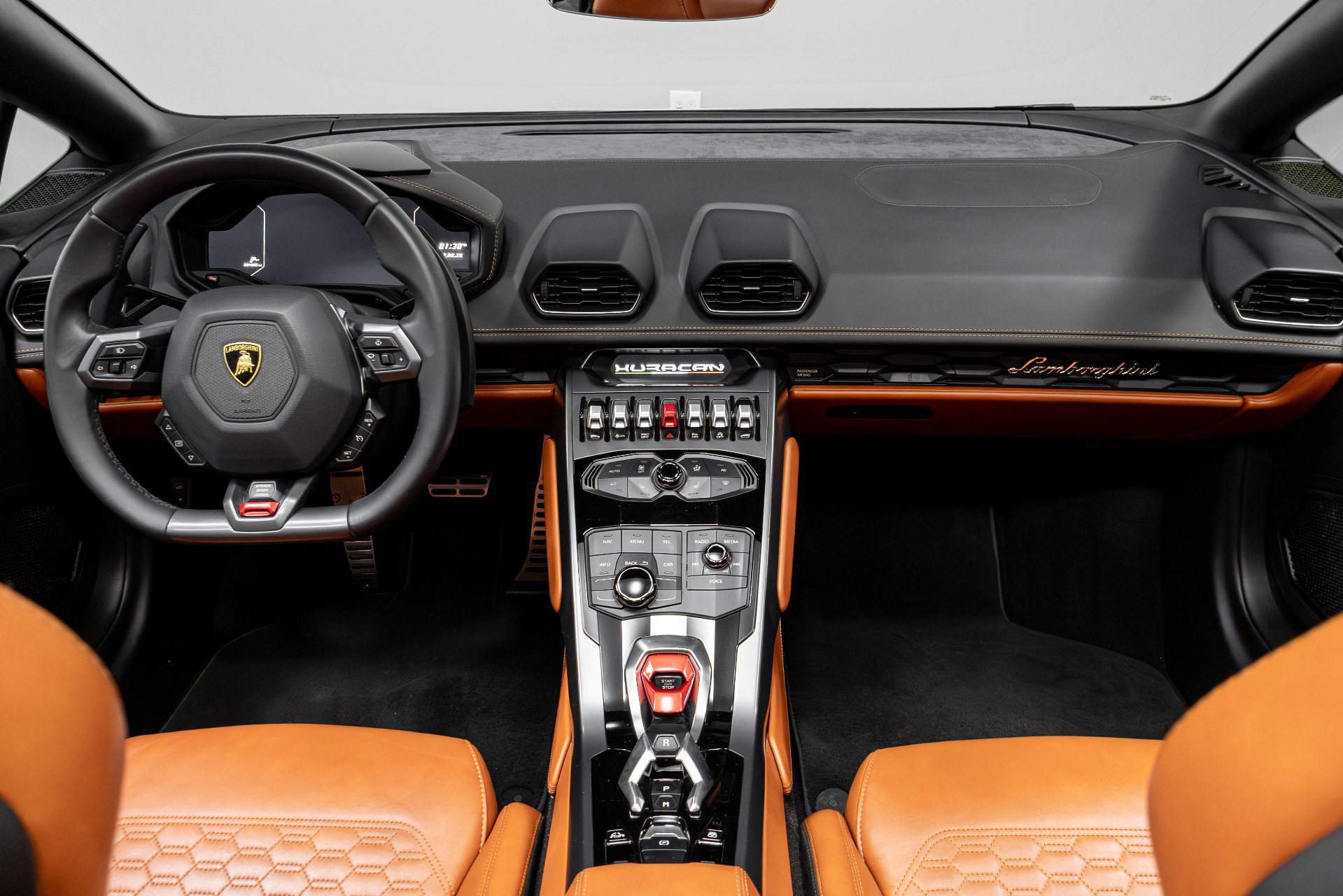 Used 2019 Lamborghini Huracan LP 580-2 image 12