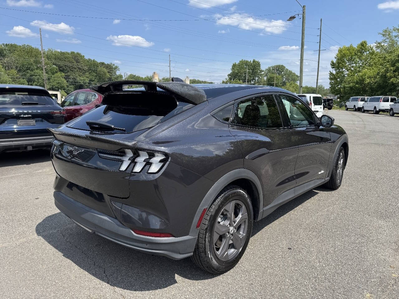 Used 2022 Ford Mustang Mach-E Select AWD/4WD image 4
