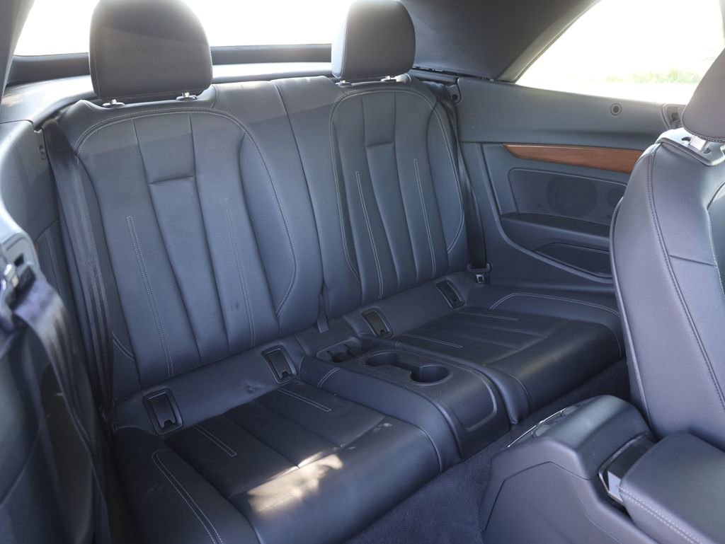 Used 2022 Audi A5 2.0T Premium image 26