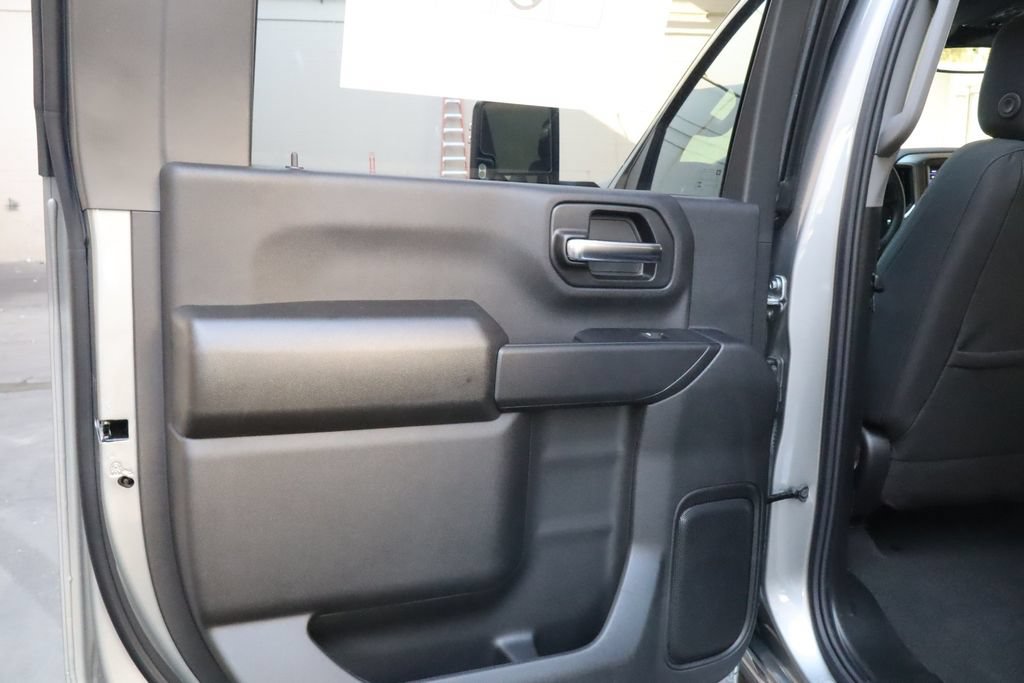 New 2026 Chevrolet Silverado 2500 Custom w/ Custom Value Package AWD/4WD image 30
