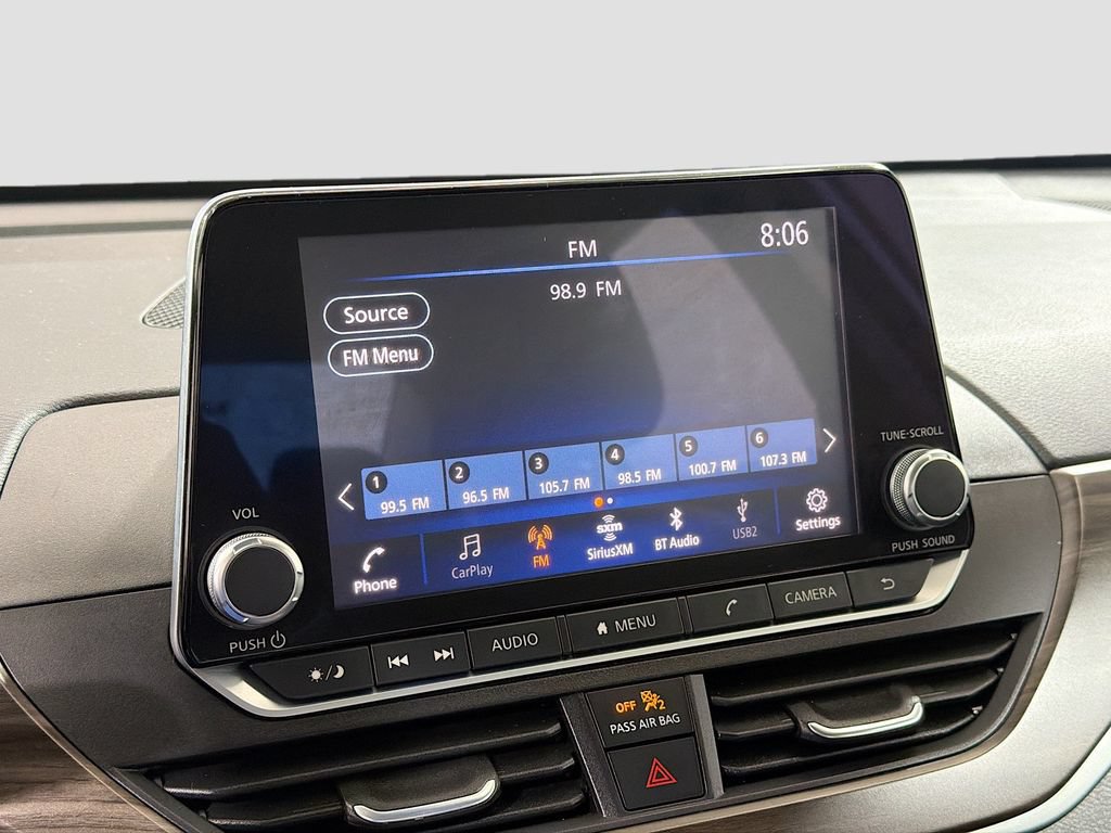 Used 2024 Nissan Altima 2.5 SV FWD image 15